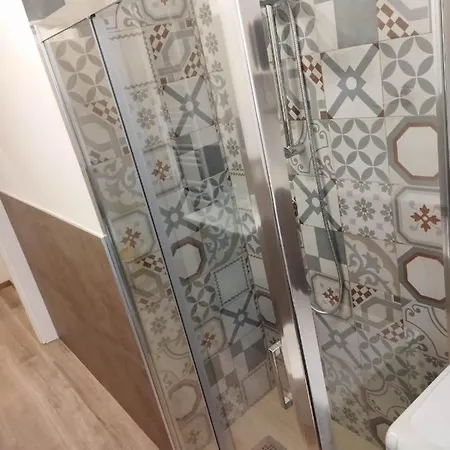 Roma 31 Apartment *